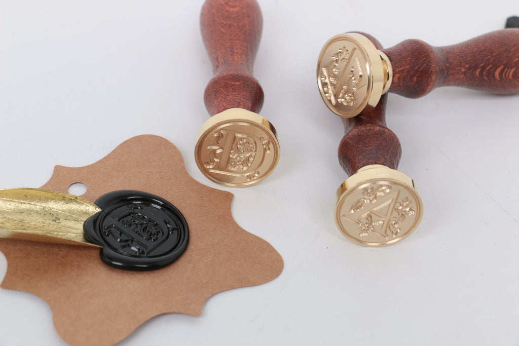 letters  wax stamp | اختر الحرف