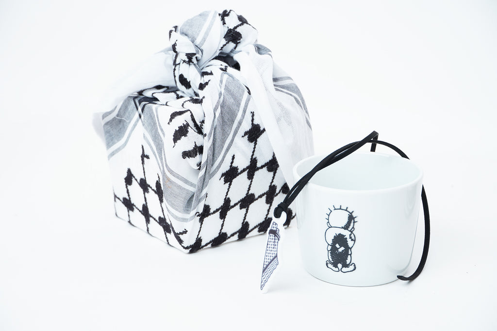 Free people gift هدية الأحرار