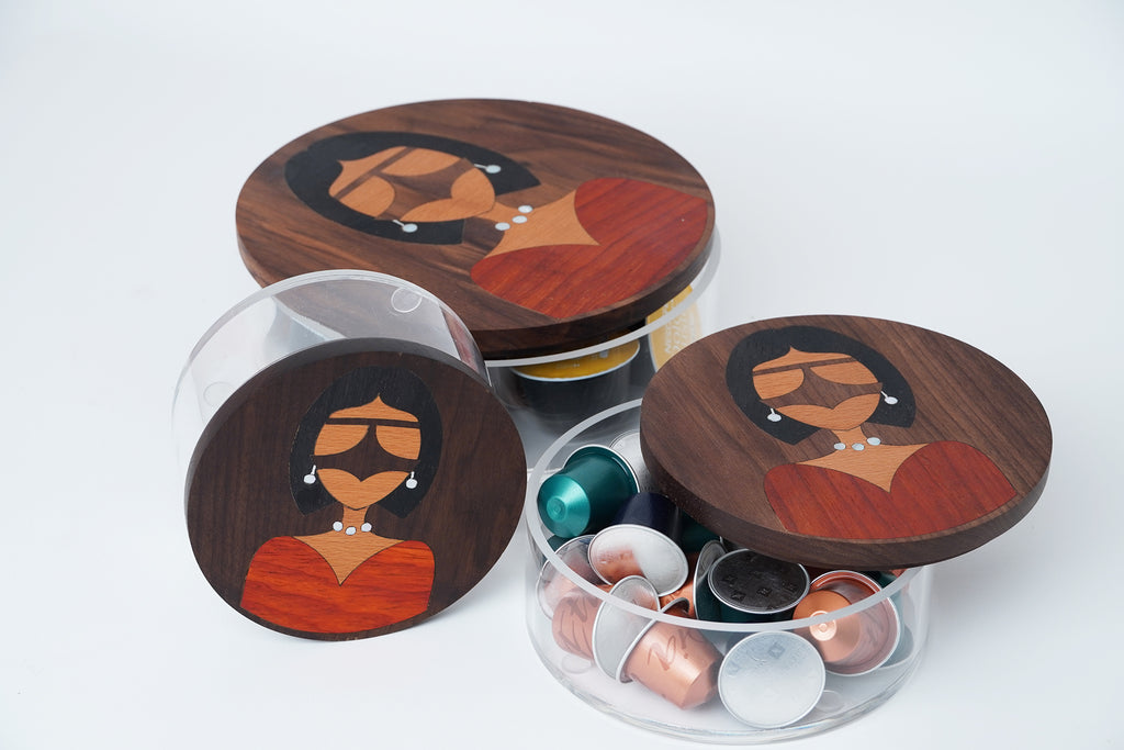 PEARLANOR 010 boxes red