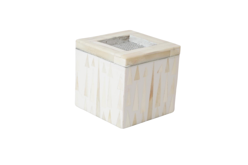 Triangles hair mubkhar | off-white