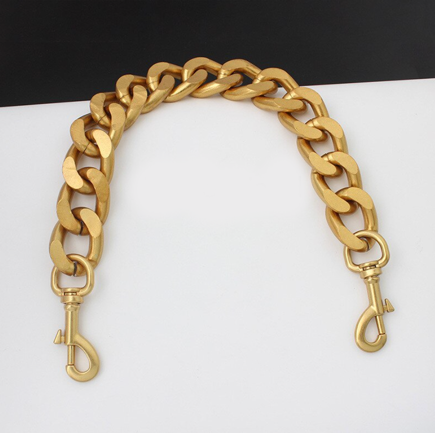 Oversize Chain shoulder strap