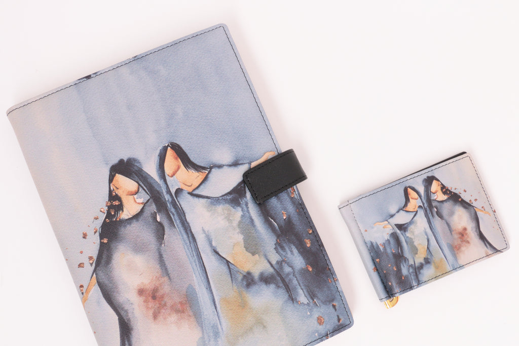 AMINA 007 leather accessories